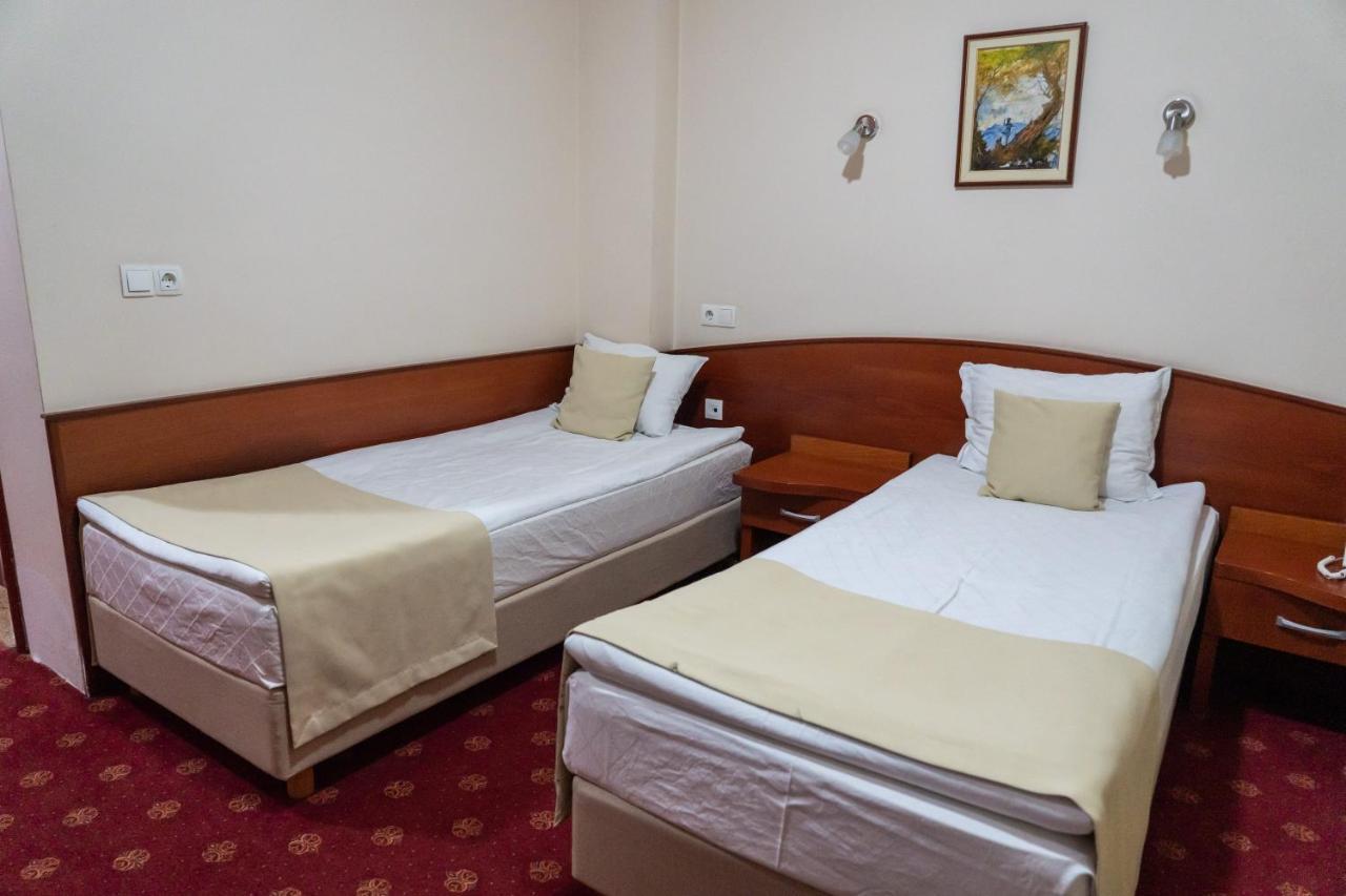 Hotel Salida Прилеп Экстерьер фото
