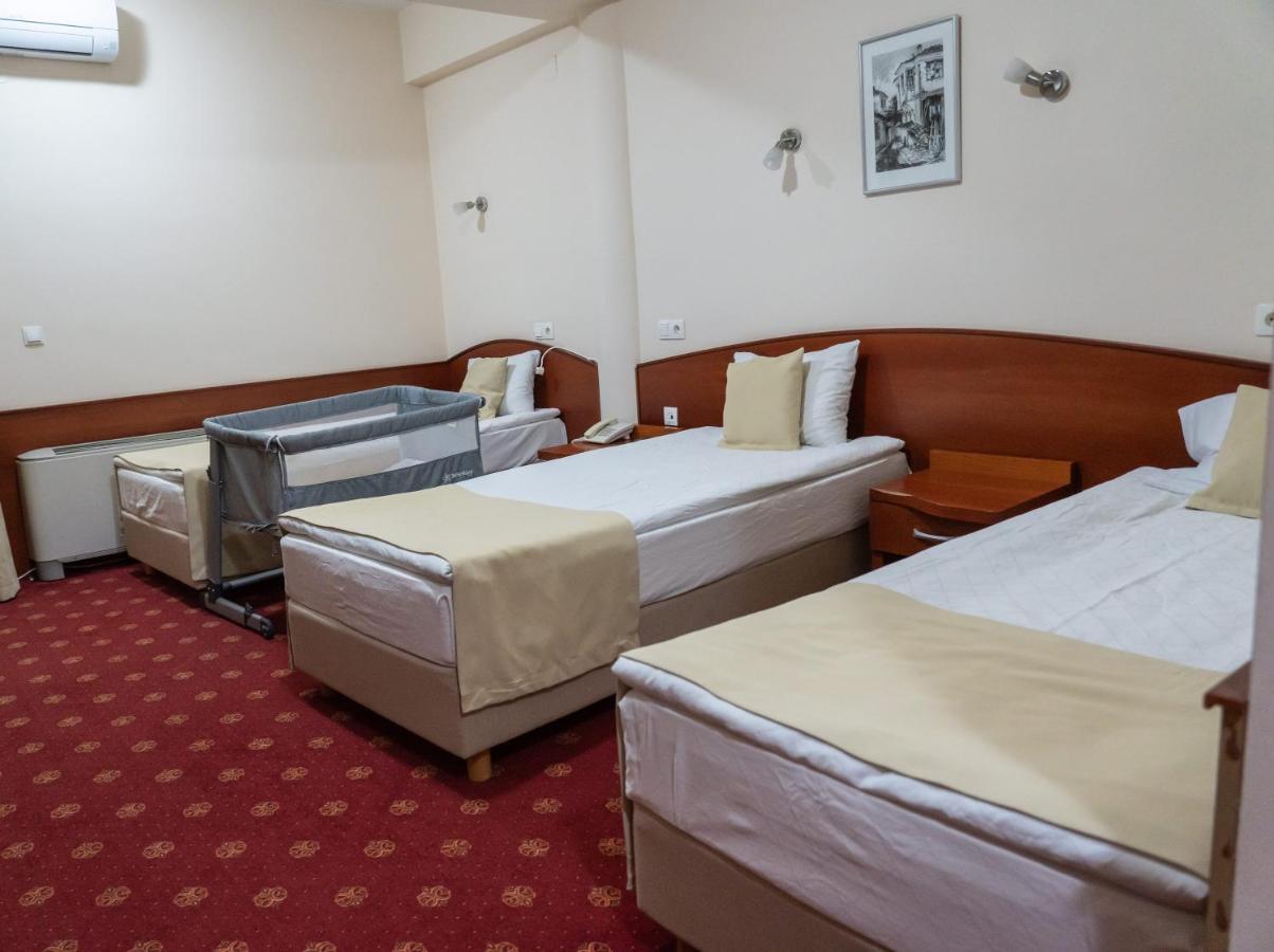 Hotel Salida Прилеп Экстерьер фото