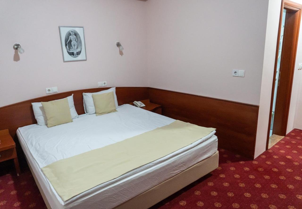 Hotel Salida Прилеп Экстерьер фото