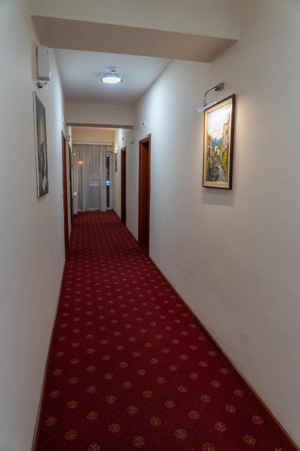 Hotel Salida Прилеп Экстерьер фото