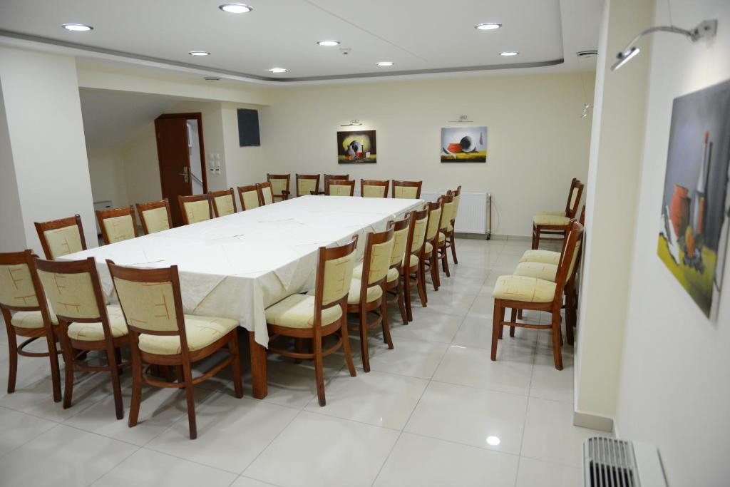 Hotel Salida Прилеп Экстерьер фото